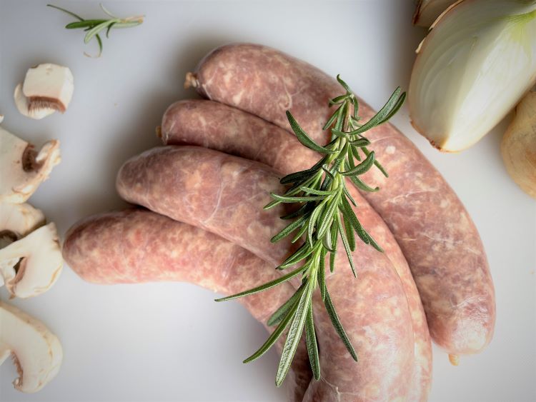 honey garlic sausage with rosemary, garlic, onion