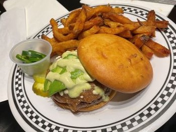 Burger and fries and Meat n Greet Newnan, Georgia Burger and fries and Meat n Greet Newnan, Georgia