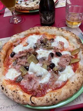 gluten-free pizza from Pizzaioli Veraci in Naples