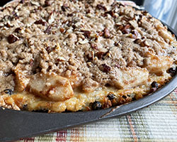 pear crumble dessert pizza