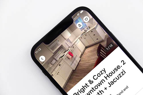 phone-airbnb.jpg