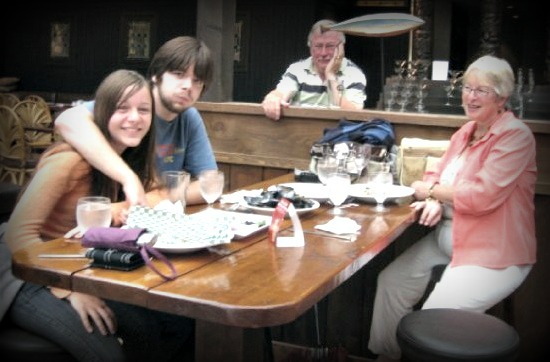 family in Vancouver restaurant family in Vancouver restaurant
